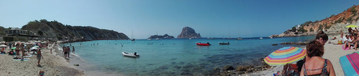 alejaanddra's tweet photo. CALA D'HORT
CALA VEDELLA https://t.co/CHOh2uFibW
