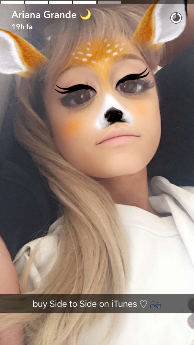 noemipace03's tweet photo. I love you. @ArianaGrande https://t.co/hV7L7vvtxW