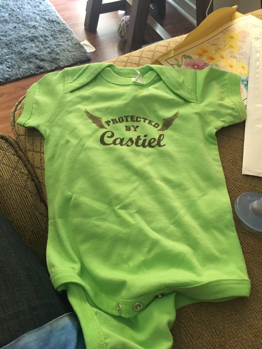 caitmcnabb's tweet photo. Cas is ready for Supernatural Day! What do you think @mishacollins?? @cw_spn #hunterintraining #babycas https://t.co/igG5Hy99Bz