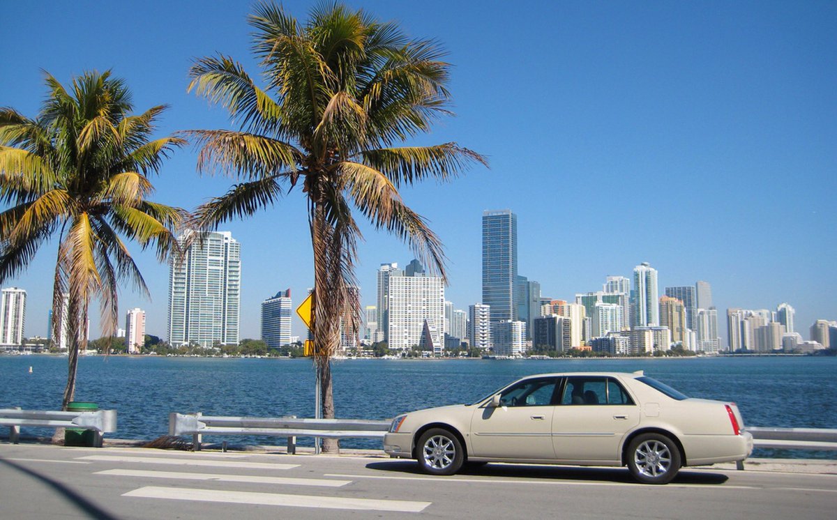I love my photo of my @Cadillac #DTS back then. #Miami #Brickell #Skyline view fr #RickenbackerCauseway #KeyBiscayne