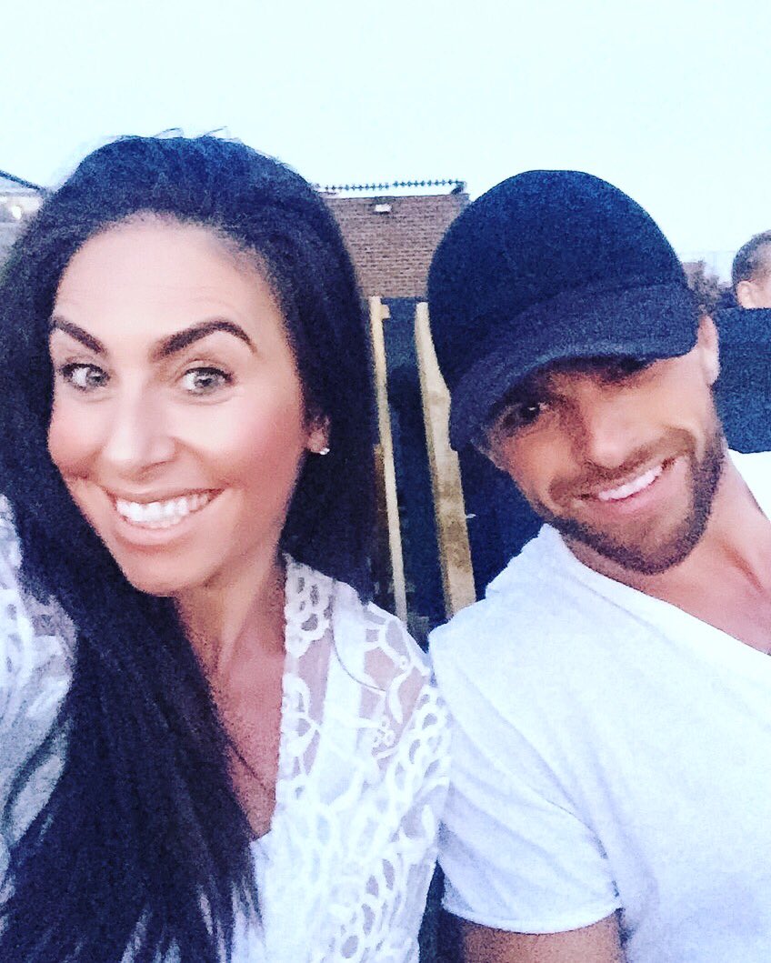 Roof top cinema with the little bro <a href="/AndrewHamshire/">Andrew Hamshire</a> #greae