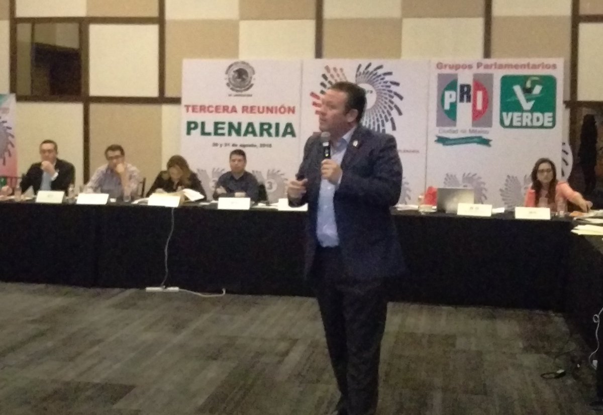 Luis_GQM's tweet photo. Durante mi participación en la 3ra Reunión Plenaria reiteré mi compromiso con la educación de los contrerenses https://t.co/QsFqb5yyOR