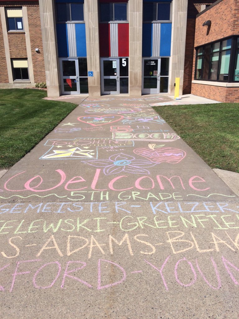 CIS 16-17 Open House was full of excitement and energy! Staff decorated our sidewalk to welcome students/families!