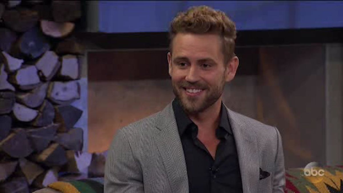 producer - Bachelor 21 - Nick Viall -  FAN Forum - *Sleuthing Spoilers* #20 - Page 32 CrJ6CDQWIAAFund