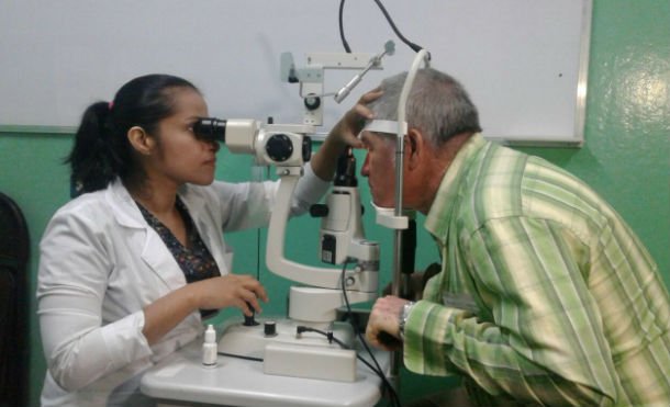 Personas con Problemas visuales son operados en Jornada Oftalmológica
<a href="/ClarkCenteno1/">Clark Centeno</a>
bit.ly/2bz6Ps3