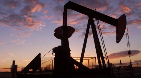 Calgary Herald (@calgaryherald) on Twitter photo Oil discoveries are at a 68-year low which suggests a supply shortfall is looming ow.ly/k7dQ303JHtD Oil discoveries are at a 68-year low which suggests a supply shortfall is looming ow.ly/k7dQ303JHtD