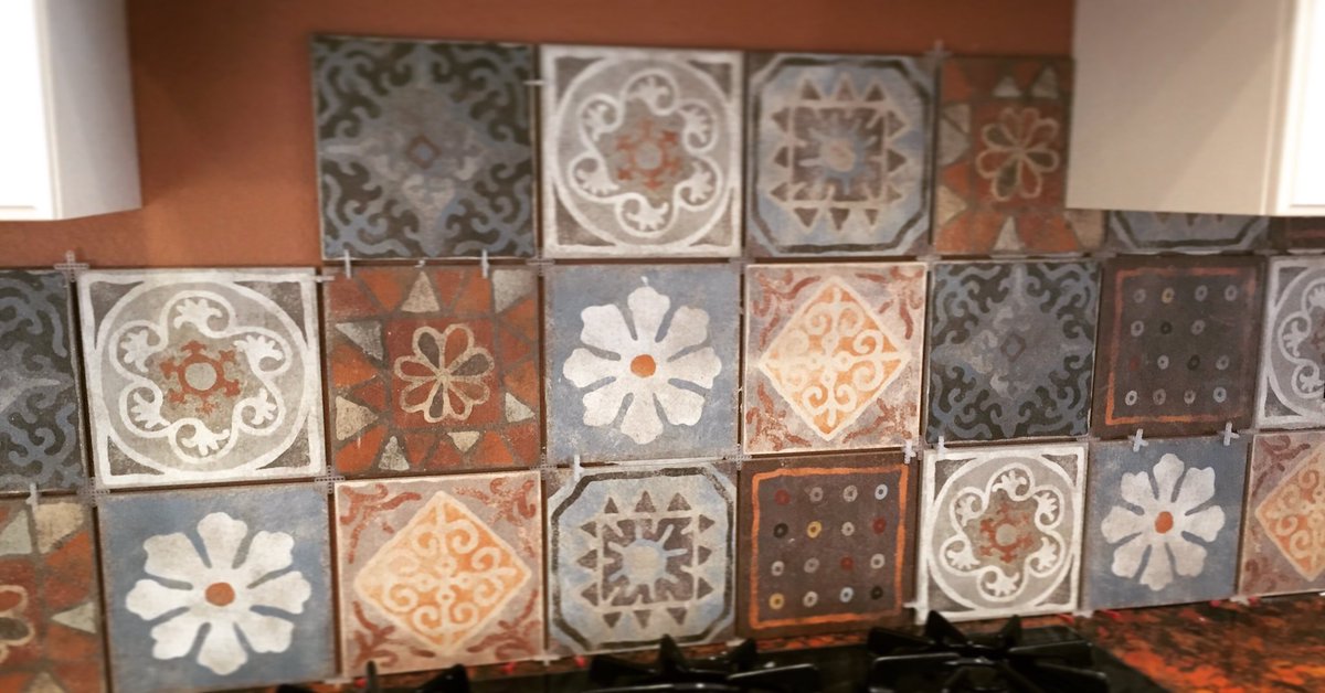 RoomResolution's tweet image. #TileTuesday Check out this beautiful Spanish inspired tile we are installing in our latest #kitchenremodel!
#design