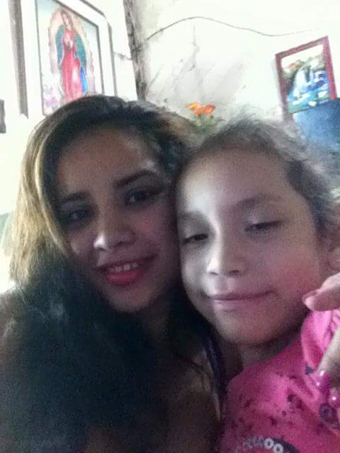 monicalisbeth17's tweet photo. Hoy 30 dias sin ti !!!  Princesa te extraño mi nena hermosa https://t.co/2DRh7Y3hNF