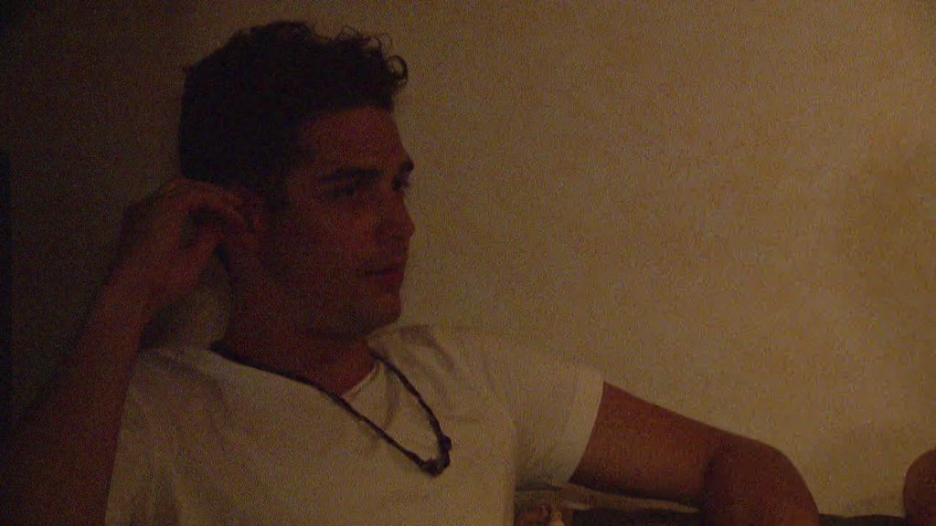 Afterparadise - Wells Adams - BIP - Season 3 - Discussion - Page 14 CrJaQ4ZXYAEI35w