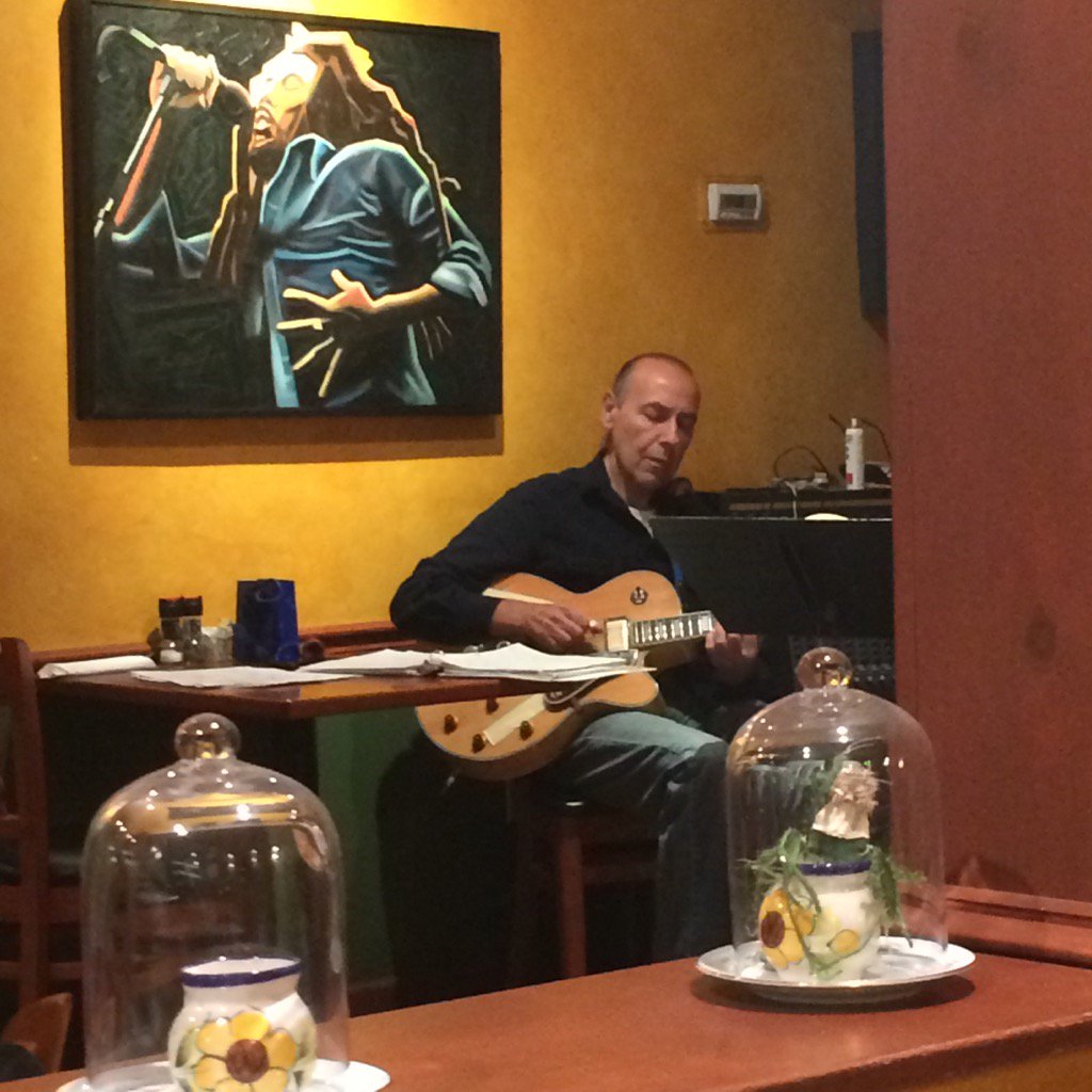 OnTopicband's tweet image. The wonderful Joe Sharone at The Classic Quiche in Teaneck New Jersey!