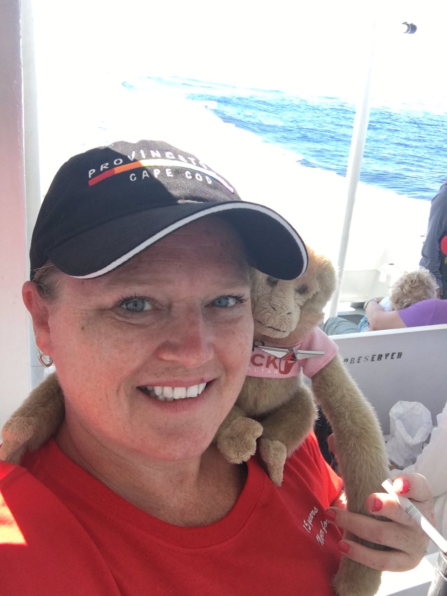 LGoonerHoward's tweet photo. Mac and I on our whale watching adventure! #macthemonkey https://t.co/tHgdLlpdyI