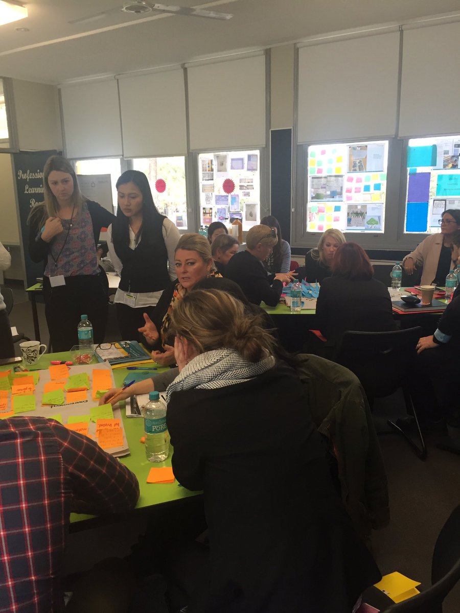 Nermine Assad tweet media