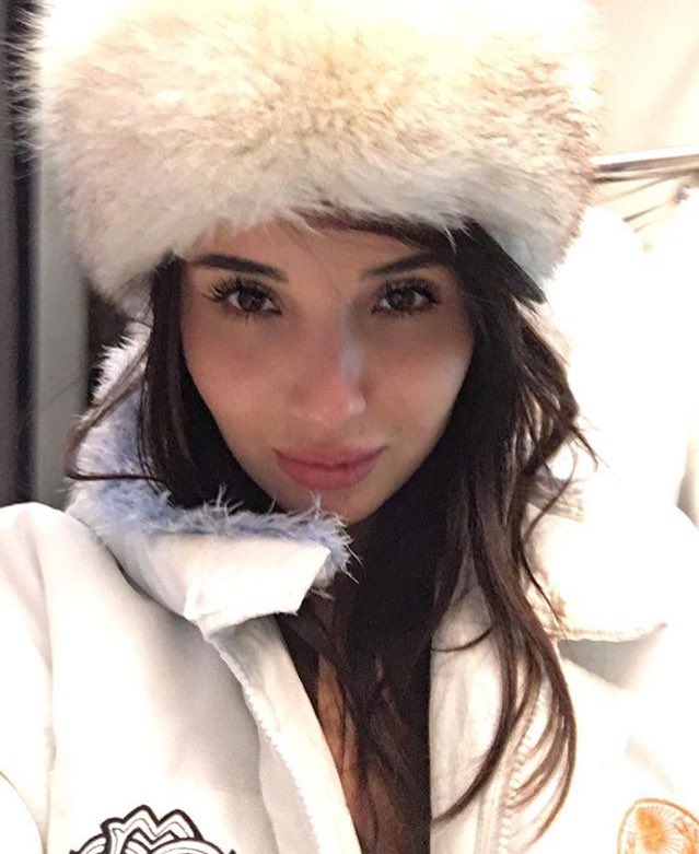 Real_PrincessV's tweet image. A selfie to show your mom