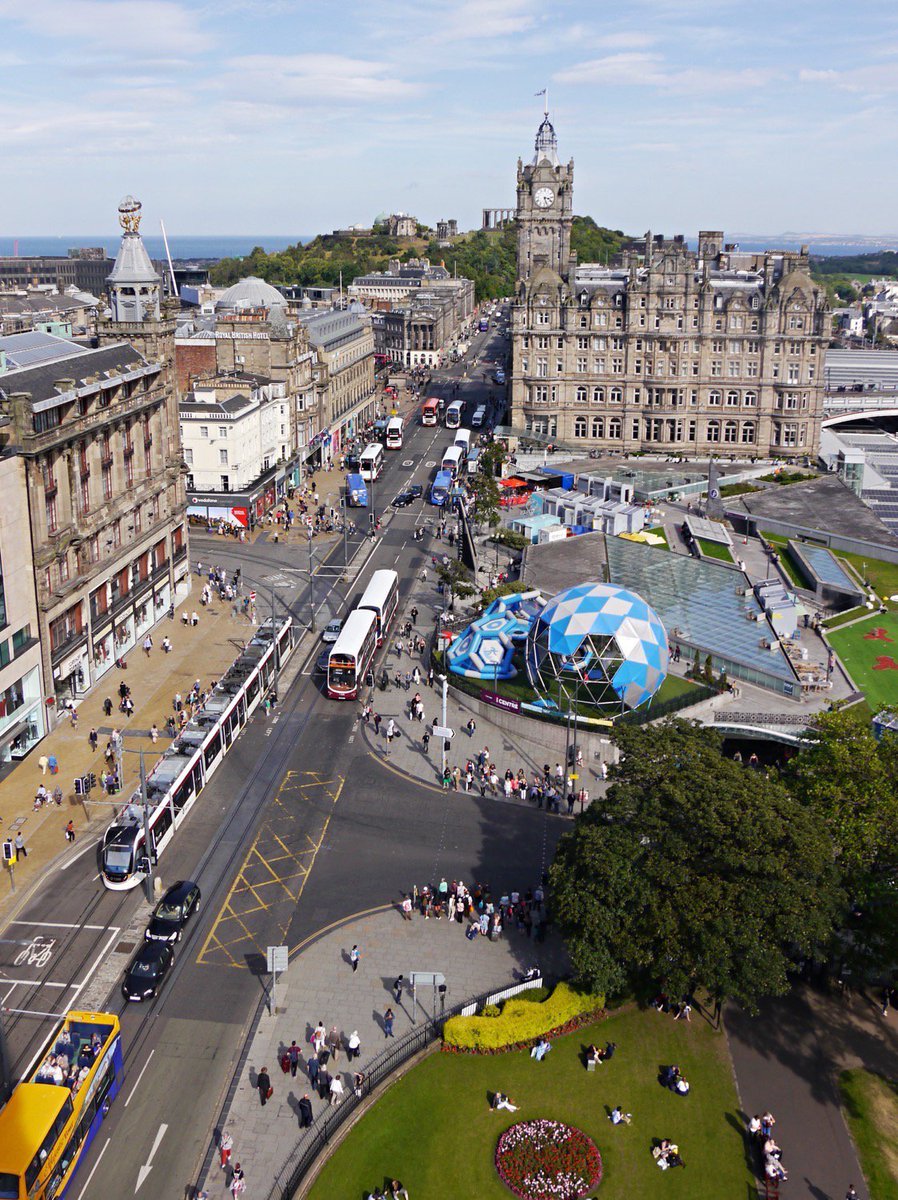 edinspotlight's tweet photo. Wonderful views from the Scott Monument yesterday #Edinburgh https://t.co/pxAAIrmm30