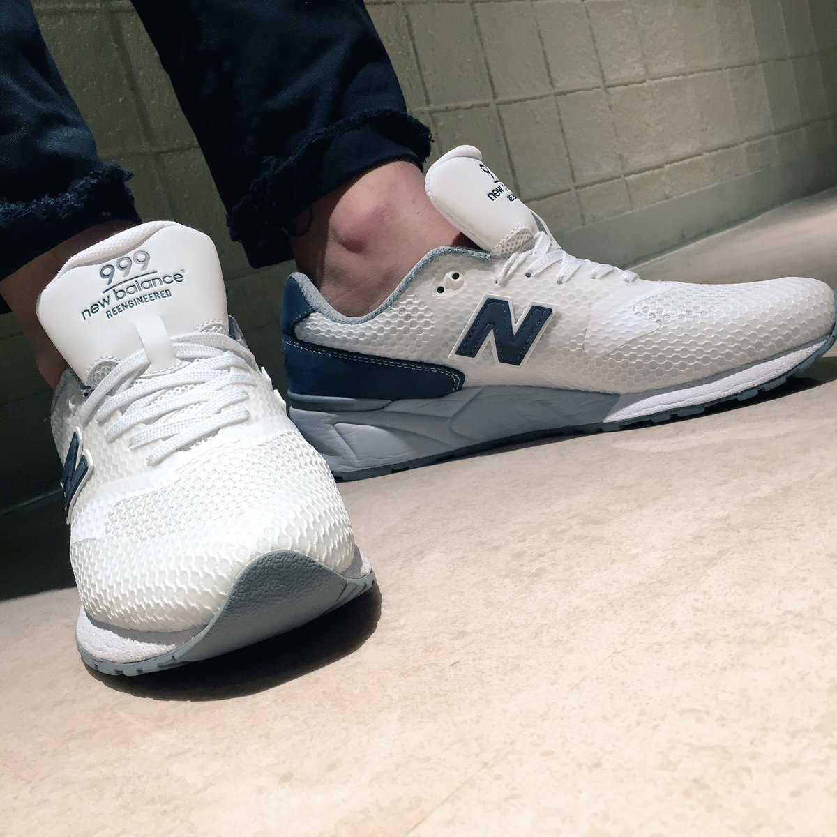 new balance mrl999