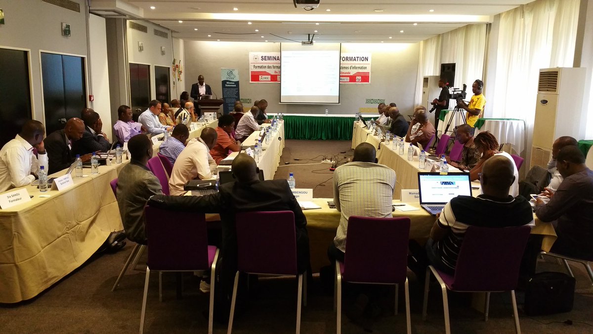 Stefoy90's tweet photo. #FFGI 2016_2ème_Édition_Sopatel_Silimandé.
3ème journée de formation. 
@iticcbf @yaovito   @ICANN @OpenDataBurkina https://t.co/4FLW7BaF7v
