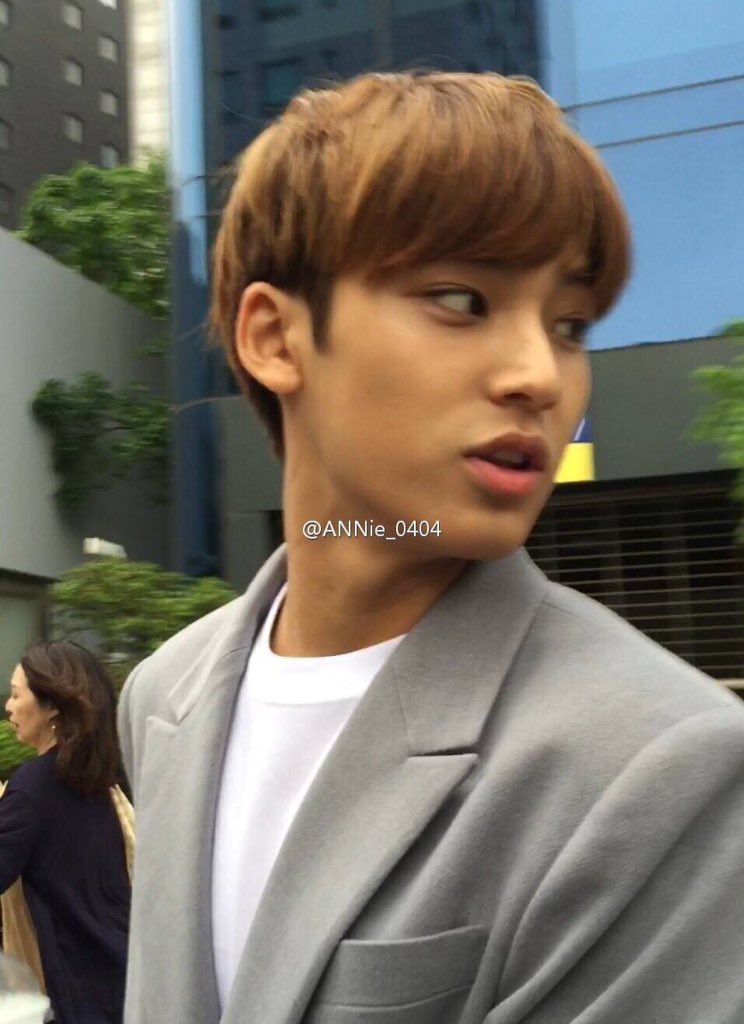Nana On Twitter Mingyus Tanned Skin Is Honestly Beautiful Hes Skin 