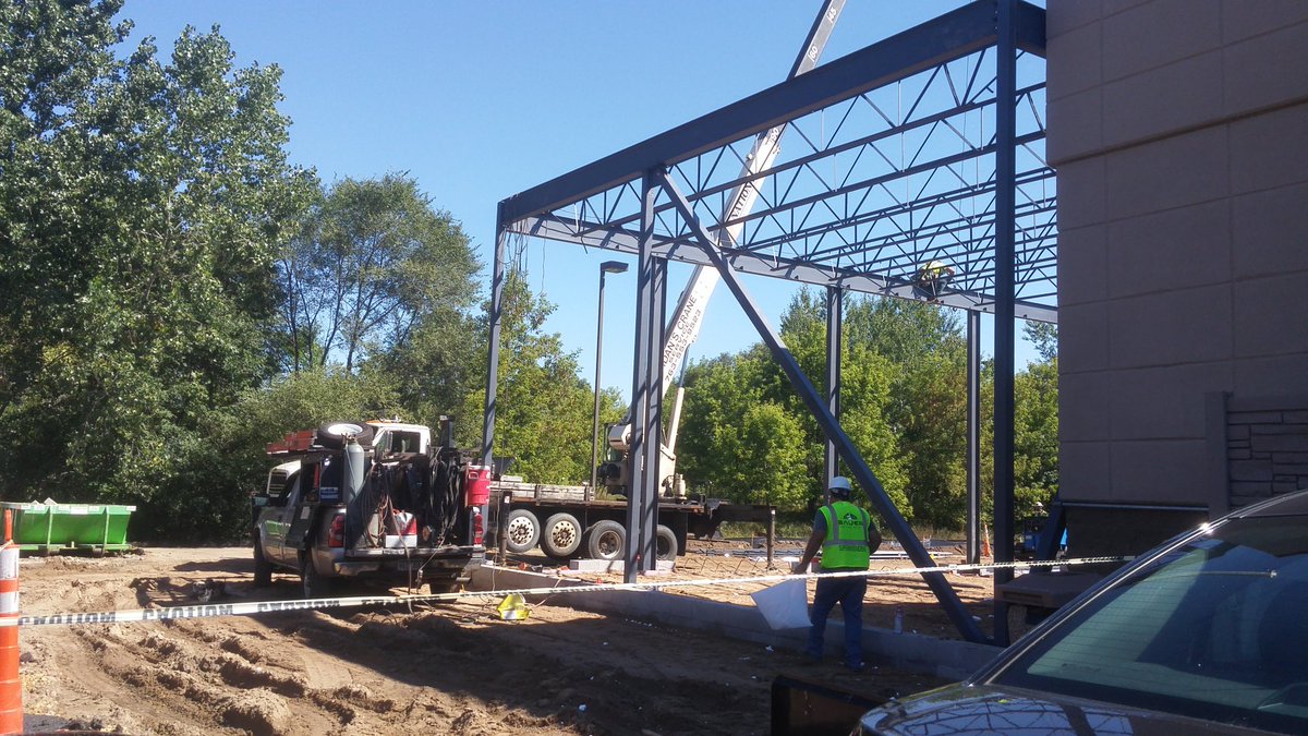 MplwdAutoMall's tweet photo. Wow! Maplewood Automall's new addition so far!!! https://t.co/bYxmOxuBl0
