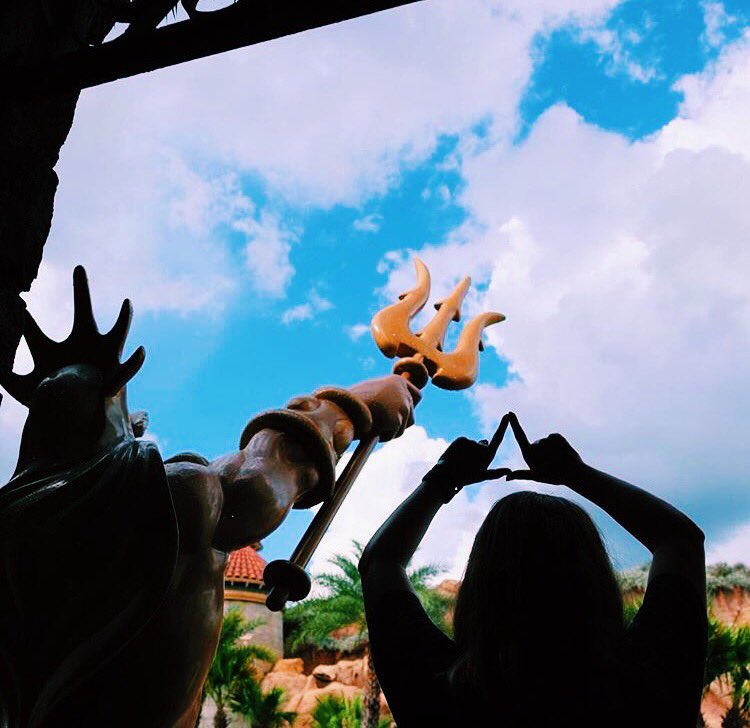 Come be part of our world ✨ #ucisororityrecruitment16 #uciadventureawaits #ucitridelta