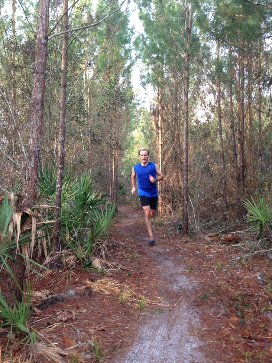 ChrisDHolloway's tweet photo. #runchattrails glad I'm not claustrophobic.  So many different trail choices here. #floridatechnicalrun https://t.co/6tp64I71fh
