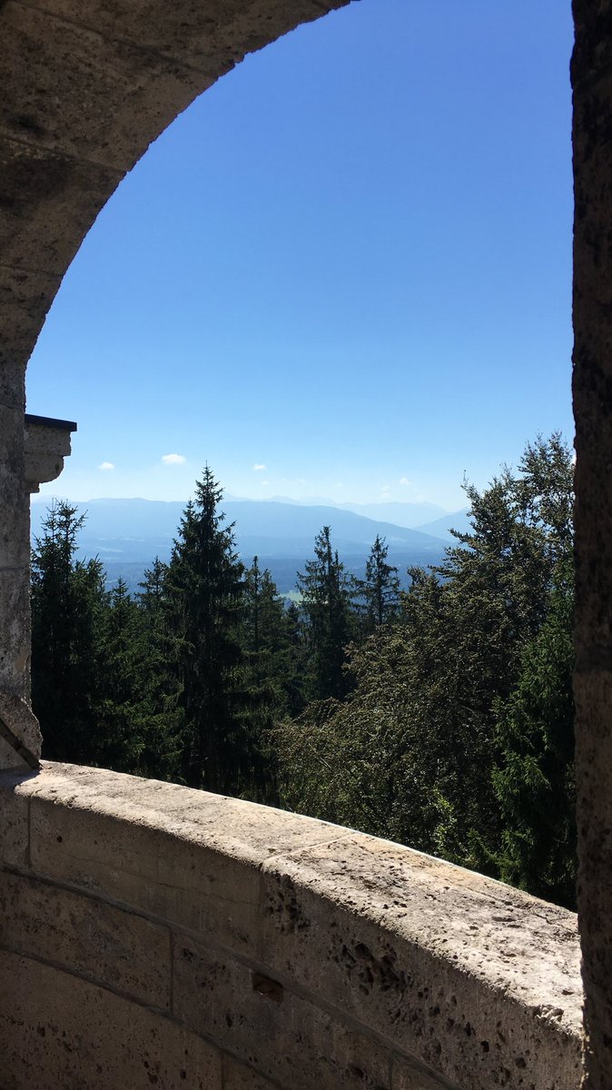 Bergnarrisch's tweet photo. Man kann auch von #München mit dem #Radl zum #Bergwandern fahren. :-)
#Taubenberg #Wasserturm https://t.co/8bg4SP2O7O