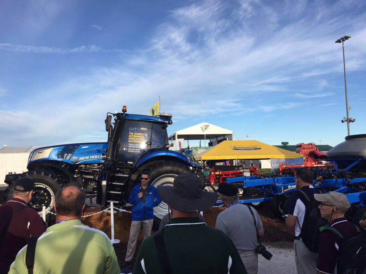 tlresh's tweet image. Great start for @NewHollandAG. Bret Lieberman, VP of North America speaking to the media. #EquippedForANewWorld