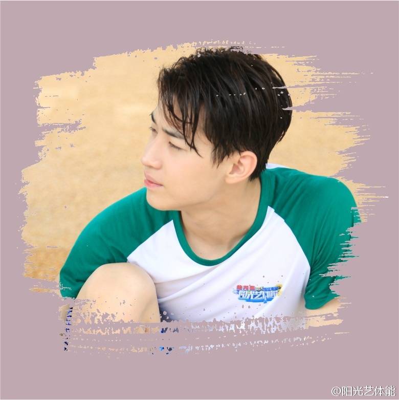 mochi_henry's tweet image. Cool kiz on the block Weibo update @henrylau89