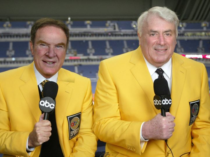 myGameBalls's tweet photo. FACE SWAP!!!  @RealAlMichaels and @MaddenSports https://t.co/GAtREmvL3b