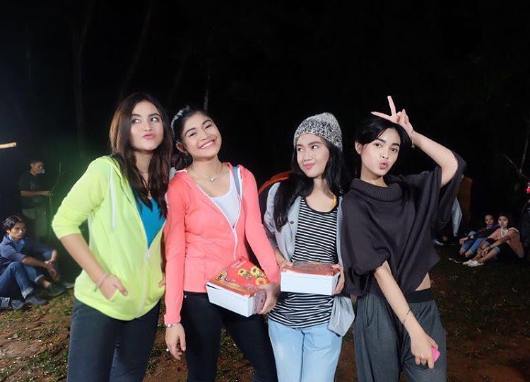 Mana RT: nya buat temen2 nya Oky yang kecee di sekolah☺
#ACRCTIEps26