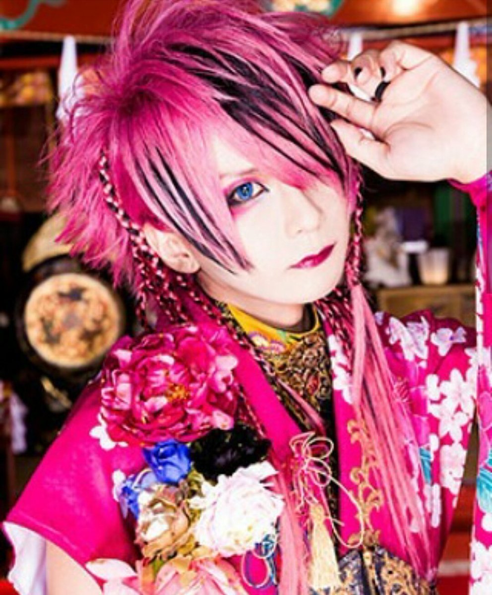 なんということでしょう 画像の匠が送る ヴィジュアル系劇的ビフォーアフター 8ページ目 Togetter なんということでしょう 画像の匠が送る ヴィジュアル系劇的ビフォーアフター 8ページ目 Togetter