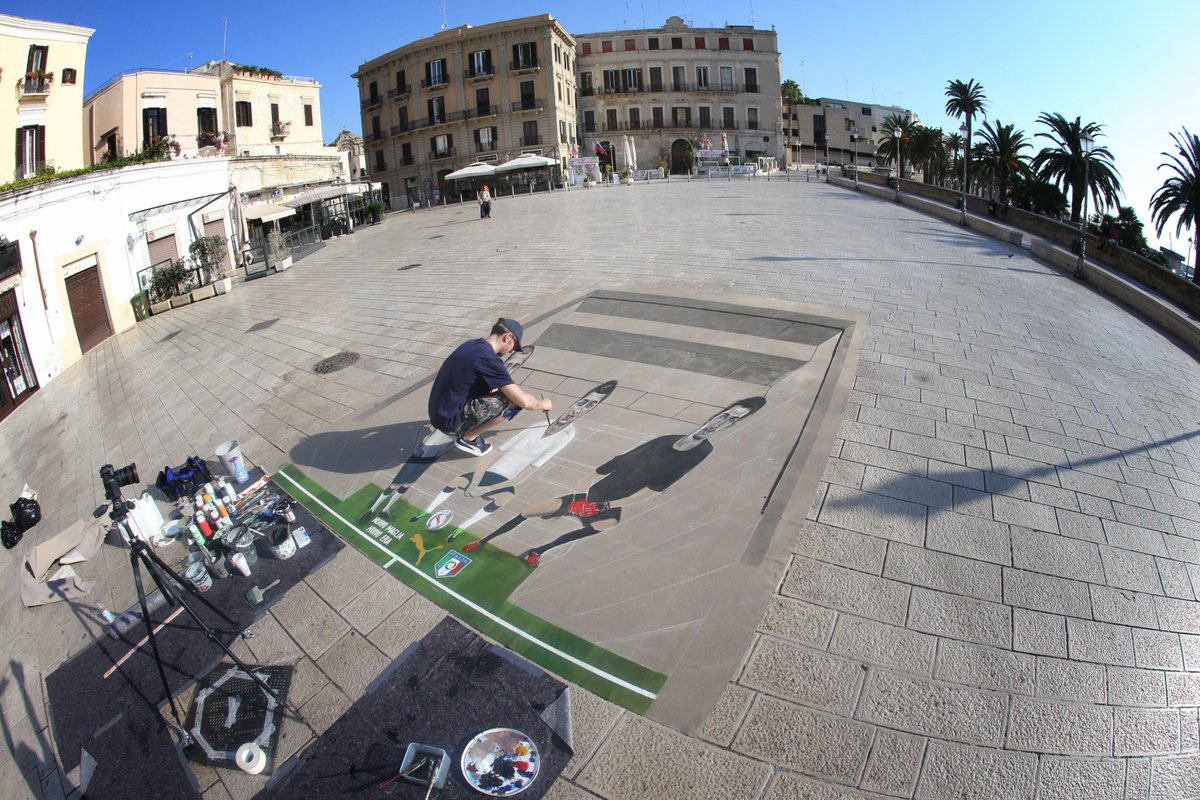 FIGC's tweet photo. FIGC and @pumafootball reveal new Italy away kit through 3d street art
(backstage gallery)
https://t.co/ji6pKjxq8V https://t.co/GXh8zUNlOO