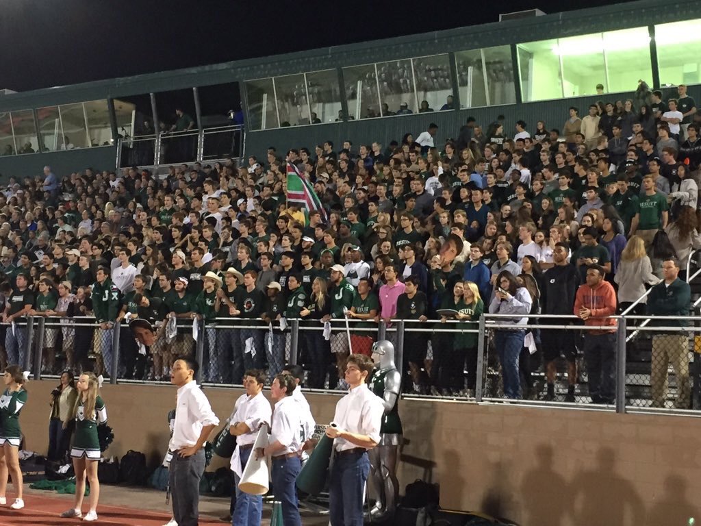 ignatian_nation's tweet photo. Strake Jesuit vs. St. Thomas.
Friday, September 2nd. Crusader Stadium.
GREEN OUT. Be there. #BEATSTH https://t.co/JsBCGZbZYz
