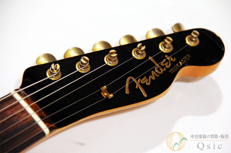 ゴールドパーツ、パールバインディングを採用した豪華なテレキャスター