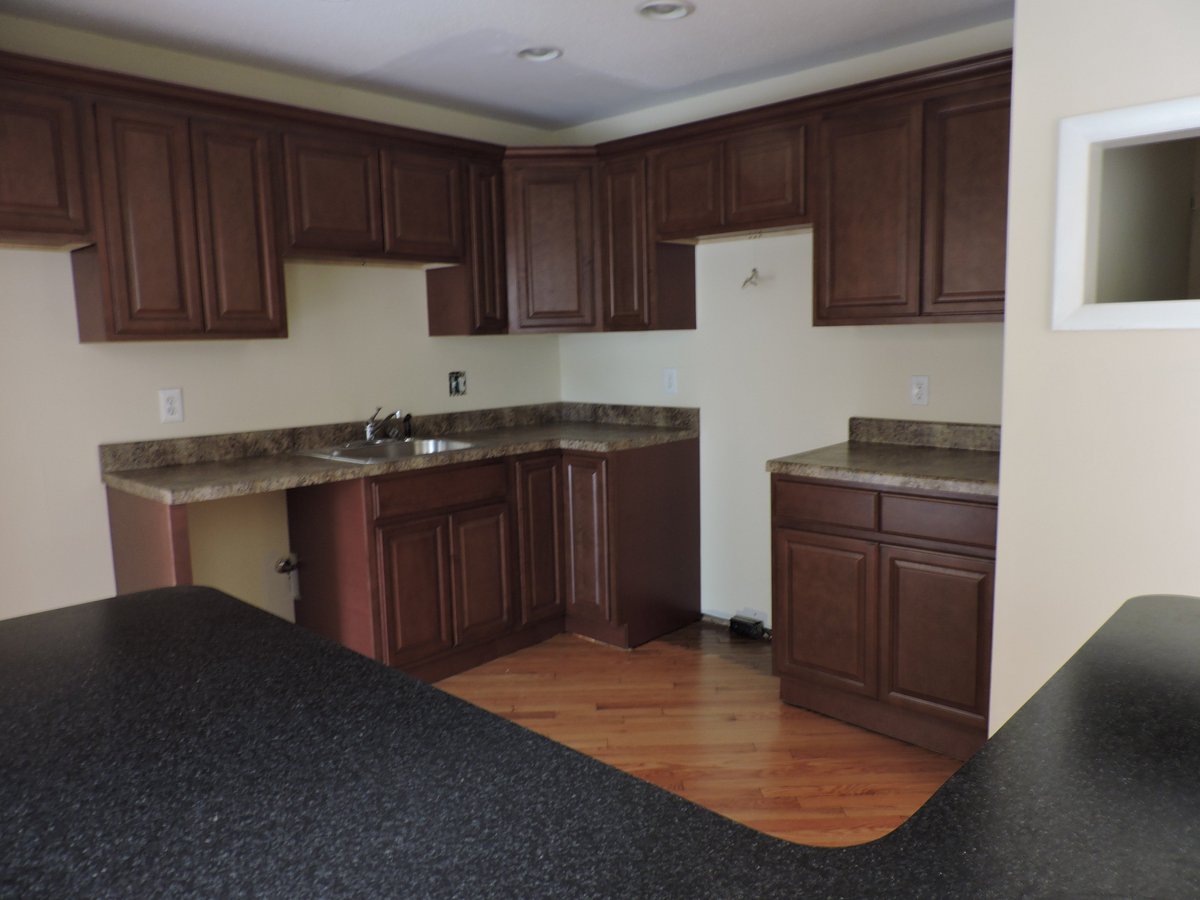 InnovProp's tweet image. 302 Limner Circle, Rocky Hill ,CT house features 6 rooms, spacious living area, 2.1 baths, and finished basement.