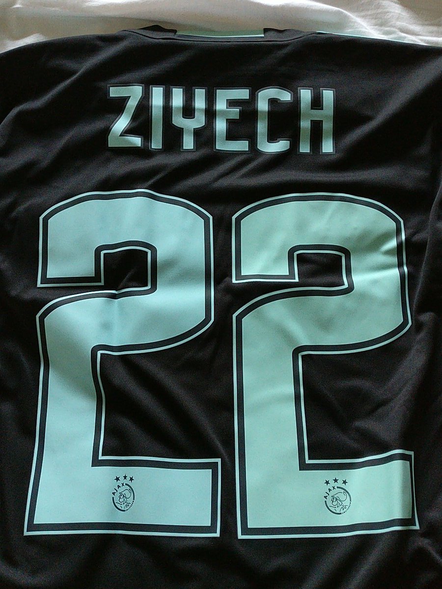 tbone_gt's tweet photo. @Ajaxshowtimecom het shirt is al binnen!!! https://t.co/WOvhpt3zFC