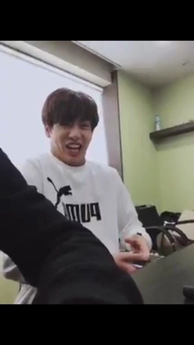 frvrbngtn's tweet photo. I LOVE "EVERYTHING" ABOUT HIM. #HappyJungkookDay #꾹이생일ㅊㅋ https://t.co/n9UYkPydjN
