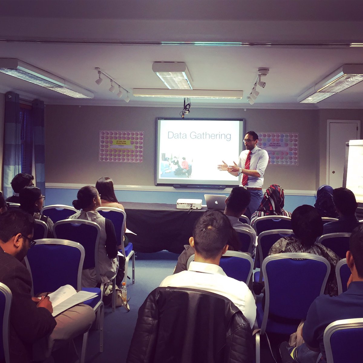 aman999arora's tweet photo. Super #Manchester CSA MasterClass this evening...engaged trainees, great feedback...#AroraMedEd https://t.co/1jLTA21NyF