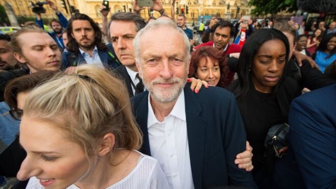 iancollinsuk's tweet image. Has the woman in front just told Jeremy that she believes he'll be the Prime Minister one day? (courtesy of lots)