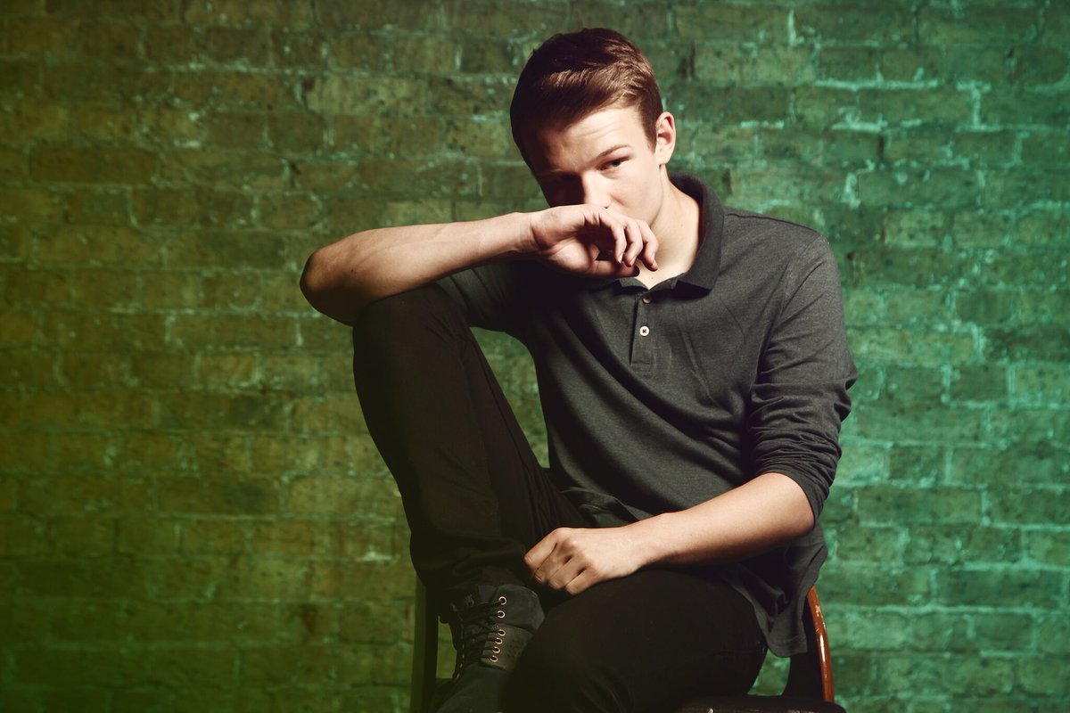 RyanJModel's tweet image. Check out my online portfolio ryanjamesmodel.co.uk #model #fashion #London #Green