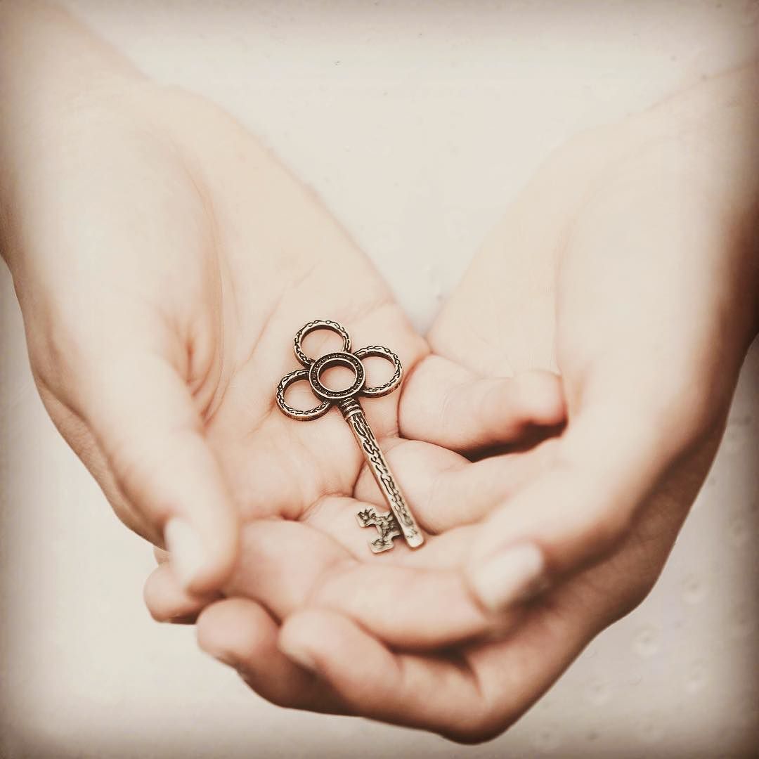 KathyWRushing's tweet image. Marriage, kids, new business=exhaustion. What I learned about my husband that forever changed how I used my words.h…