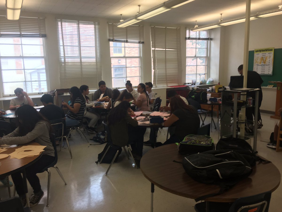 jsstevens88's tweet image. @Panther_NewTech gearing up for homecoming week! Team work in motion! #panthernt #iamEPISD