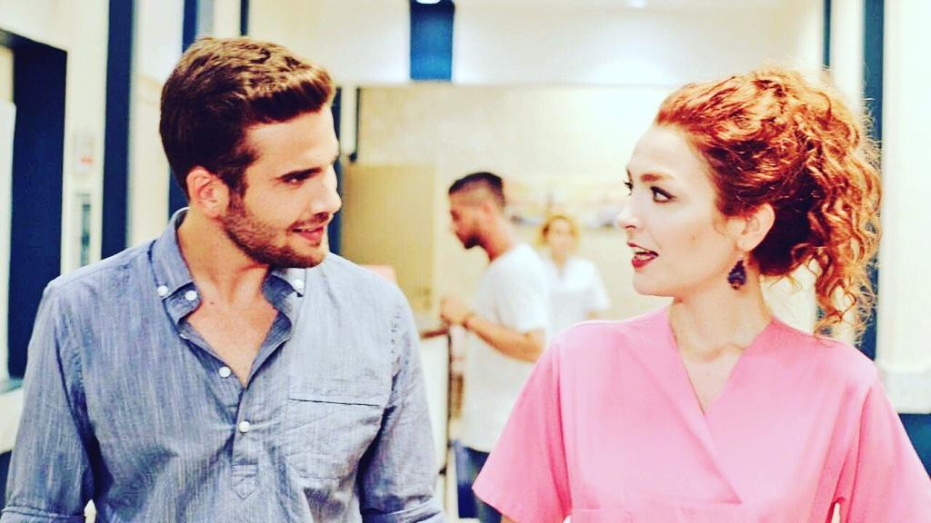 Tatlı kız ;) #AsDor #ÇokSevdim @asli__ala    🙏🎉🎈