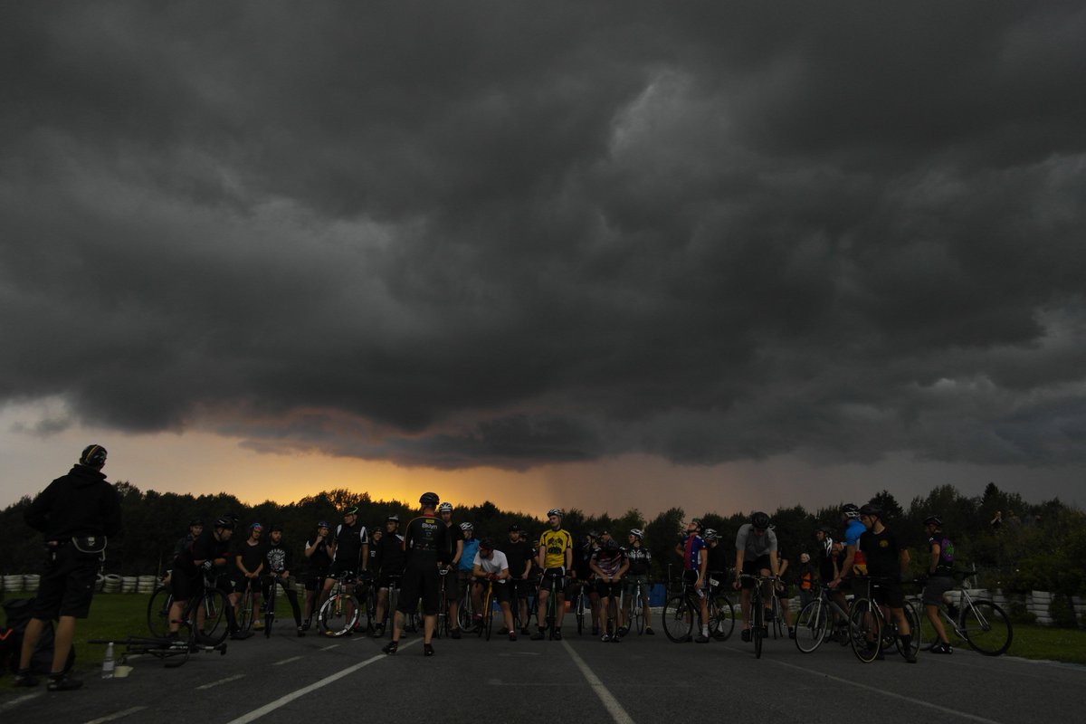 ideas2cycles's tweet image. Our #customcarbon #fixedgear #crit #bike raced at Helsinki Karting track  flic.kr/p/KrigXg