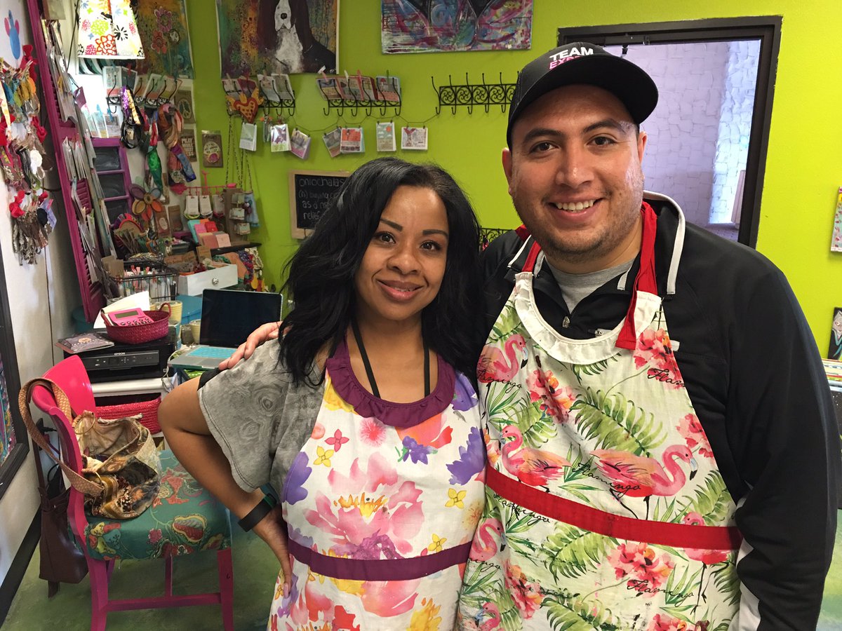 13cortiz's tweet photo. Great time celebrating our top performers!! #Creative #Painting @RockyMtnRes @jgebing @robls1978 @CallieField https://t.co/o1Mzm36HZ8