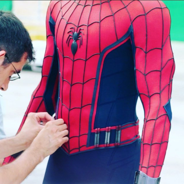 Close up of Spider-Man's suit in Civil War.