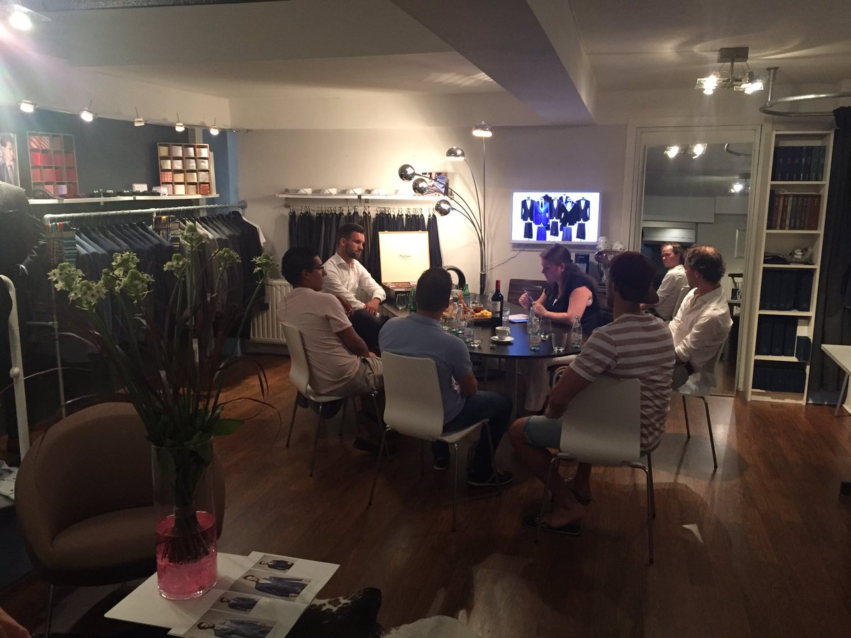 Inspirerende brainstormsessie voor ' All for the groom' bij ons in de showroom