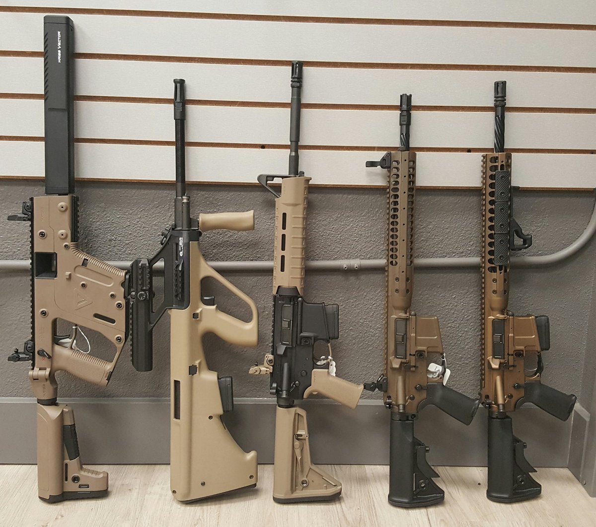 CordeliaGunExchange tweet media