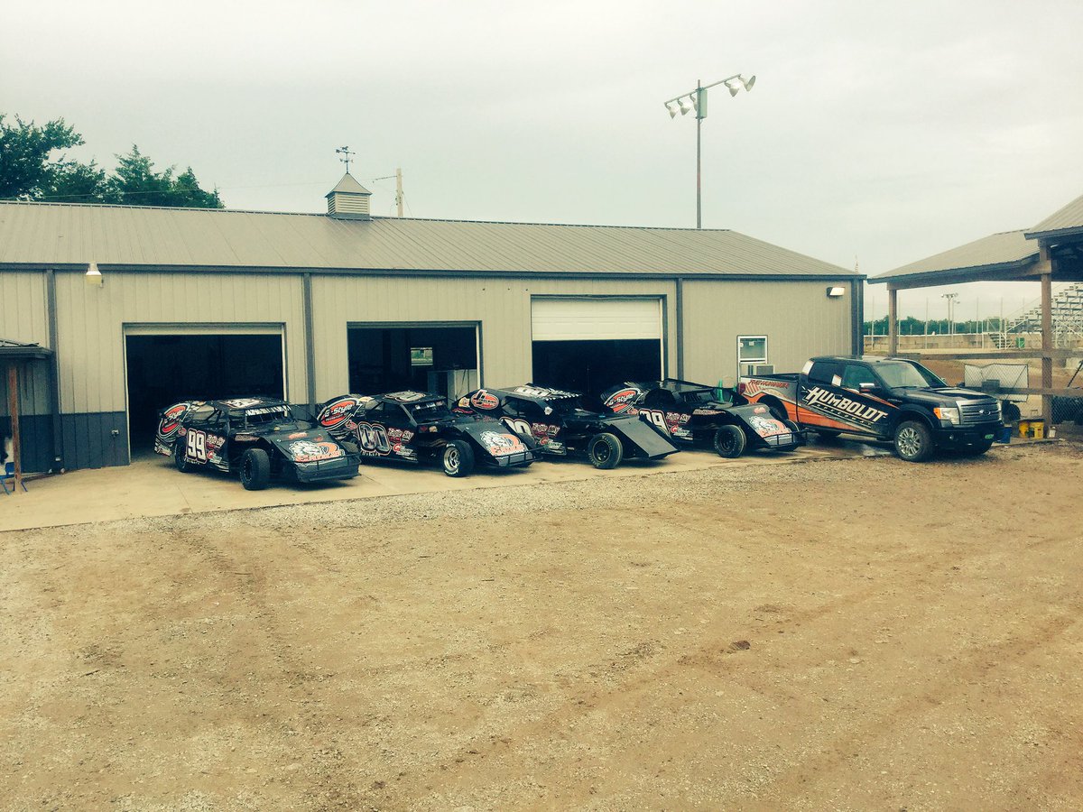 BigEagleRacing's tweet photo. Team Eagle has everything ready to go for the next two weeks! Of @USMTS and @raceimca racing! @HumboldtSpdwy https://t.co/bggHhdEHq9
