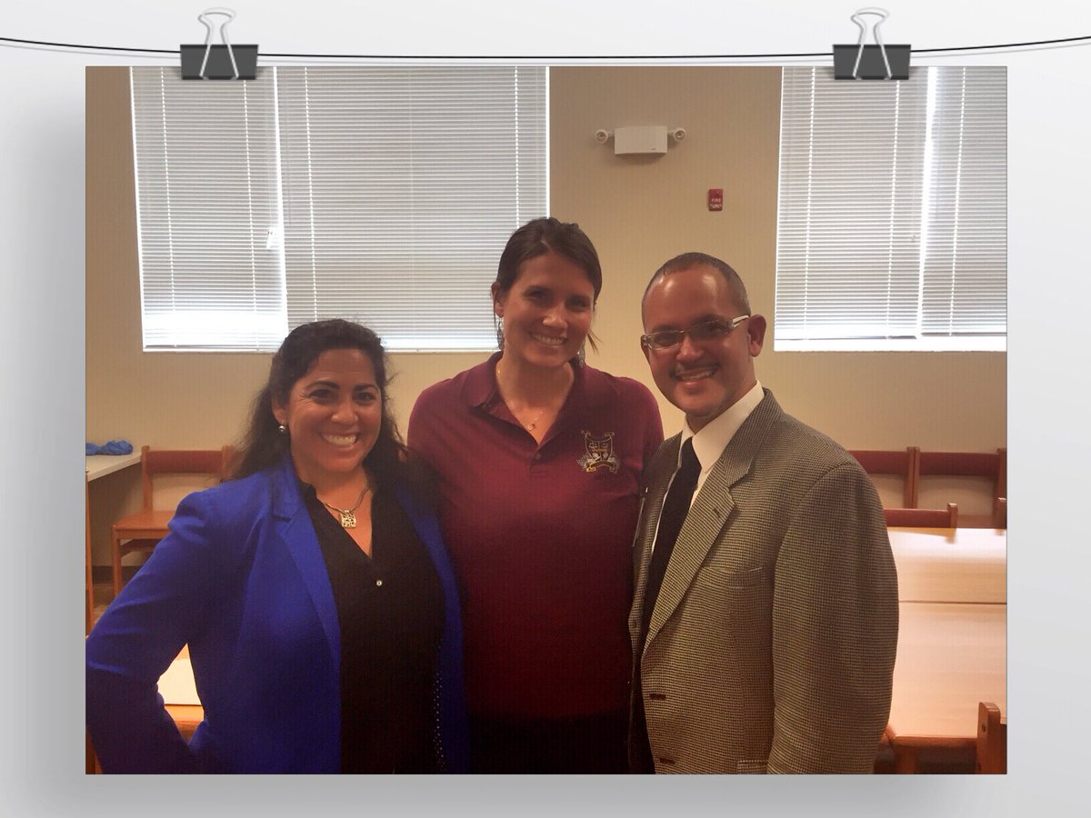 WalkerMS_OCPS's tweet photo. Thanks Dr. Dixon 4 a great Professional Dev Day w/ our Math Teachers. #DNAMATH #smartiscool #empoweredwithexcellence https://t.co/d8zUmcoZ7o