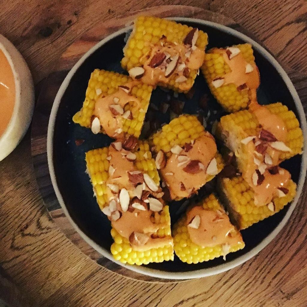 Dani Valent tweet media